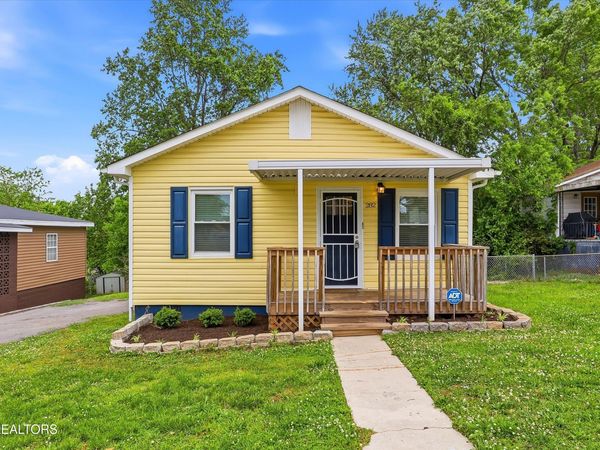282 W Newton St, Alcoa, TN 37701