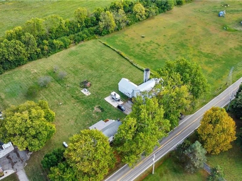 8080 Township Line Road, Waynesville, OH 45068 Photo 2