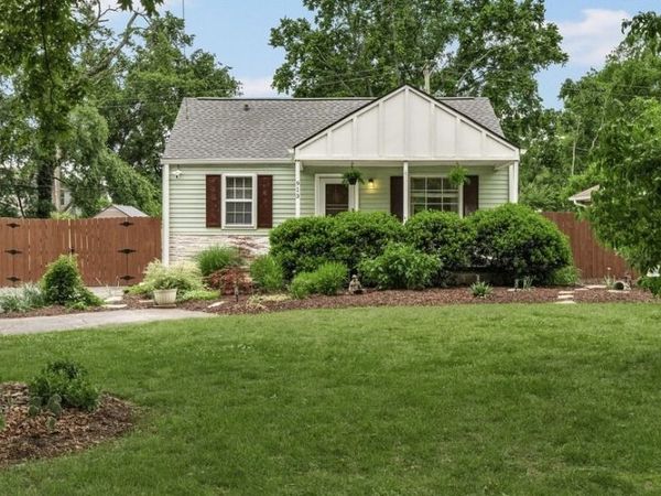 913 Kipling Dr , Nashville, TN 37217