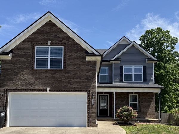 143 Sycamore Hill Dr , Clarksville, TN 37042