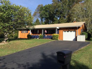 267 Oak Street, Jane Lew, WV 26378
