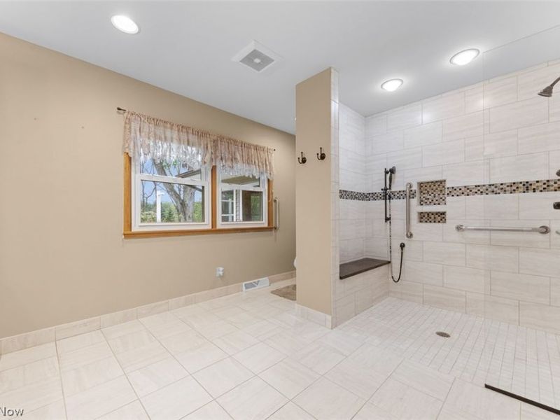 238 Pheasant Drive, Mogadore, OH 44260 Photo 20
