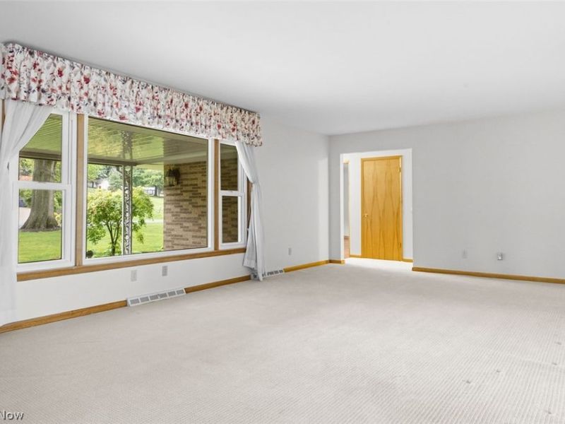 238 Pheasant Drive, Mogadore, OH 44260 Photo 9