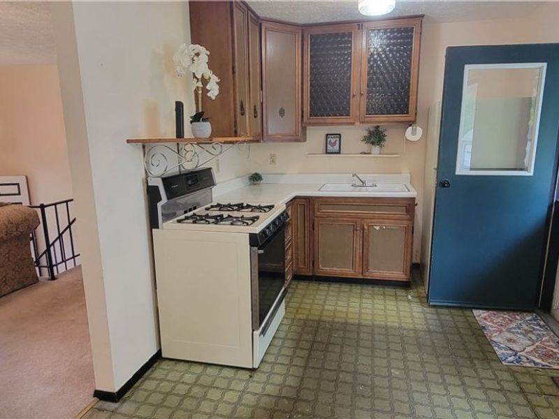 137 Stage Avenue, Painesville, OH 44077 Photo 4