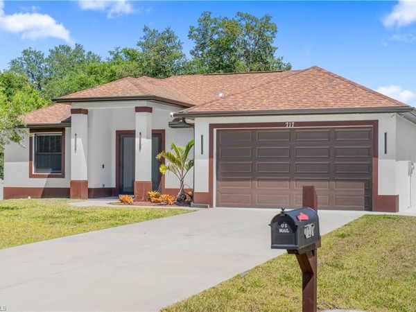 717 Zendor AVE , FORT MYERS, FL 33913