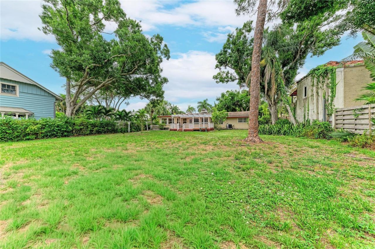 1827 Alta Vista Street, Sarasota, FL 34236 Photo