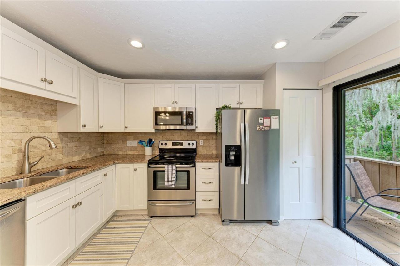 1709 Clower Creek Drive, Unit 205, Sarasota, FL 34231 Photo