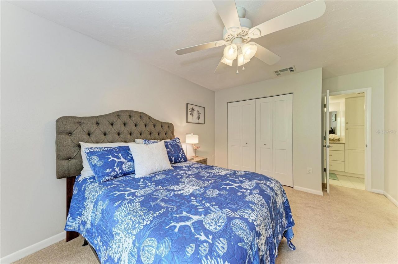 1709 Clower Creek Drive, Unit 205, Sarasota, FL 34231 Photo