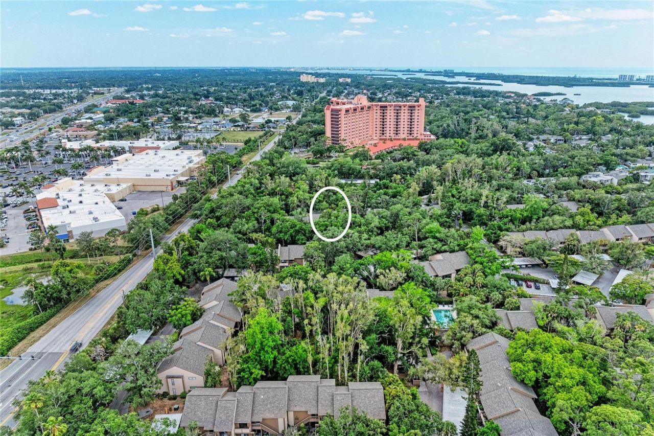 1709 Clower Creek Drive, Unit 205, Sarasota, FL 34231 Photo