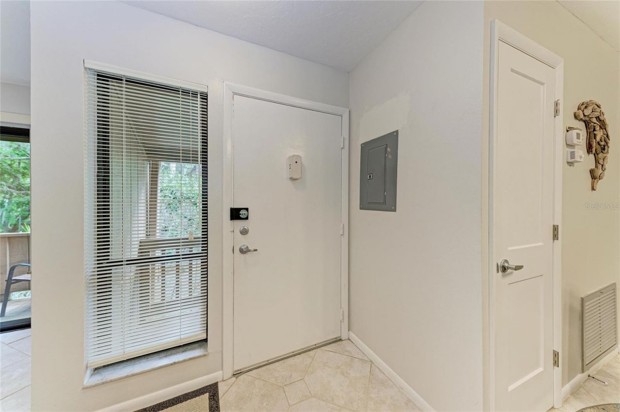 1709 Clower Creek Drive, Unit 205, Sarasota, FL 34231 Photo