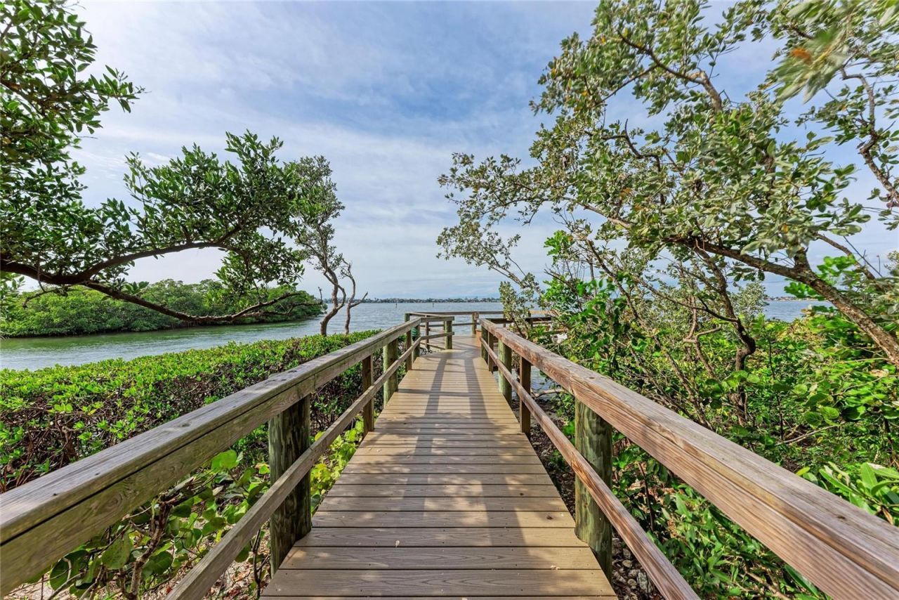 1709 Clower Creek Drive, Unit 205, Sarasota, FL 34231 Photo
