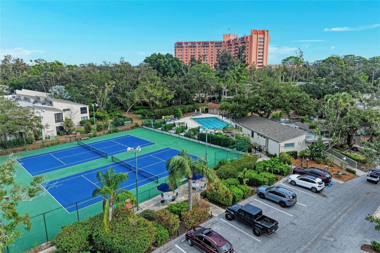 1709 Clower Creek Drive, Unit 205, Sarasota, FL 34231 Photo