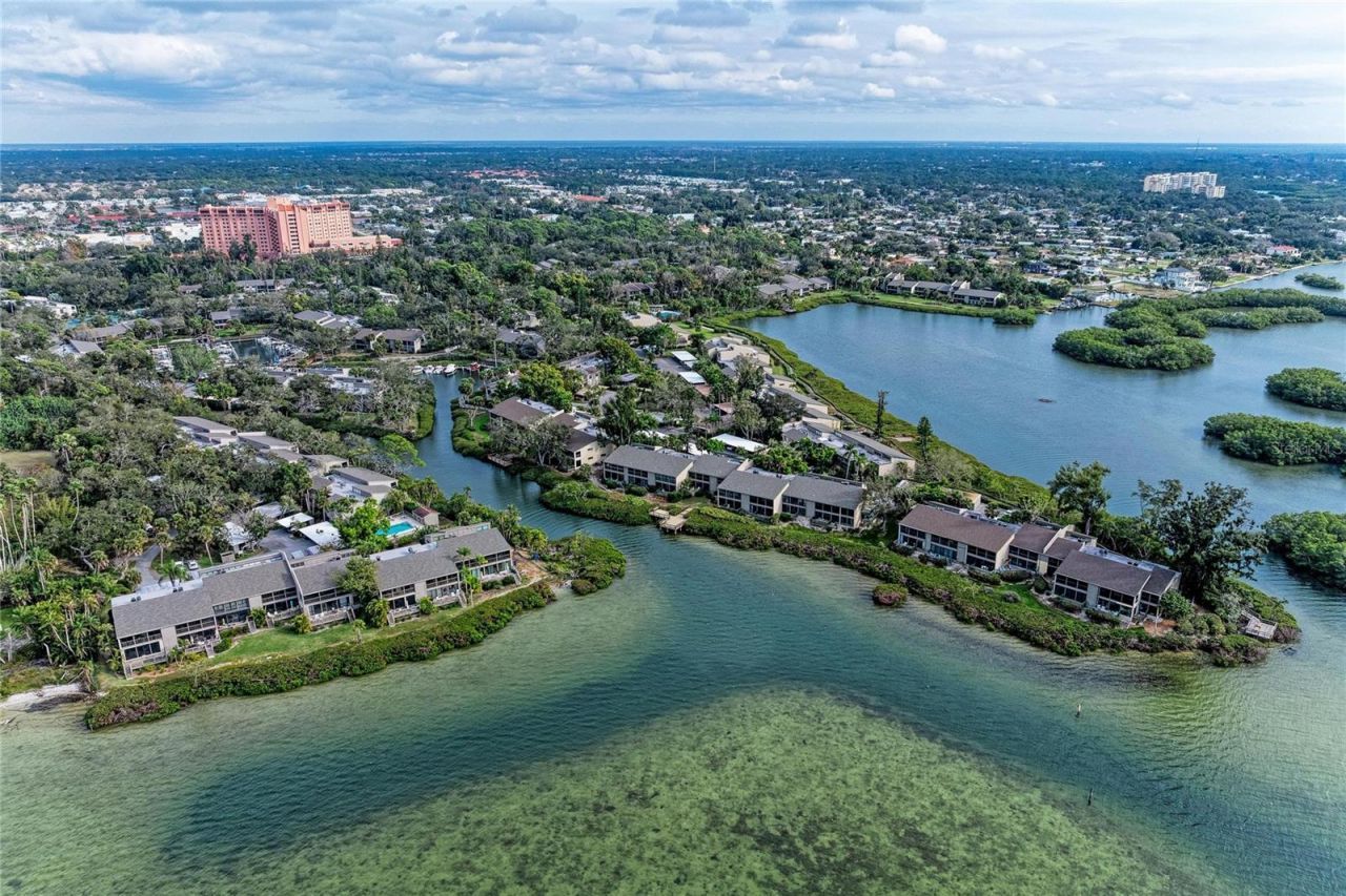 1709 Clower Creek Drive, Unit 205, Sarasota, FL 34231 Photo