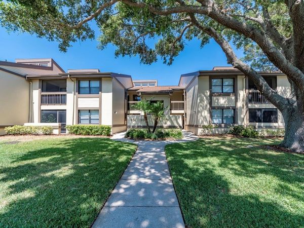 304 WOODLAKE WYNDE, Unit 304, OLDSMAR, FL 34677