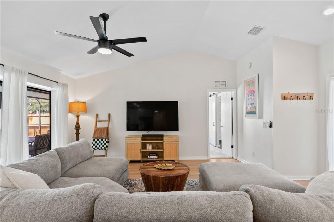 1615 Dawnridge Court , Brandon, FL 33510 Photo