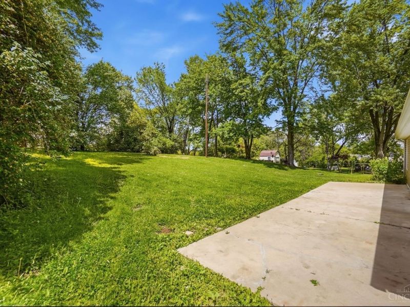 9615 Roberts Drive, Franklin, OH 45005 Photo 20