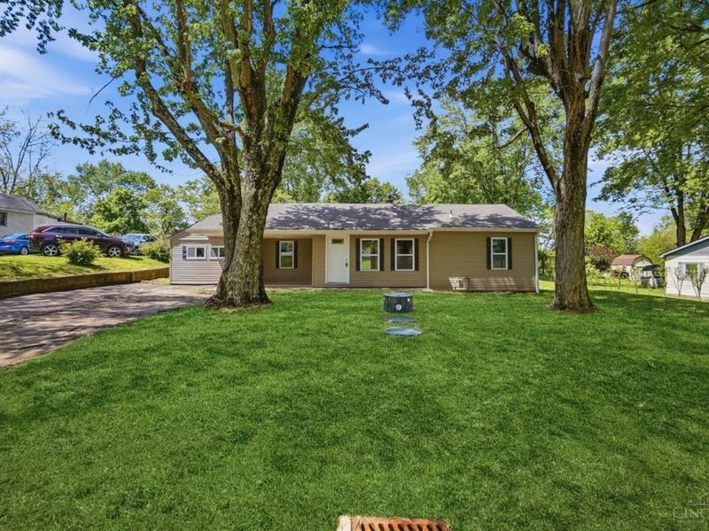 9615 Roberts Drive, Franklin, OH 45005 Photo 4