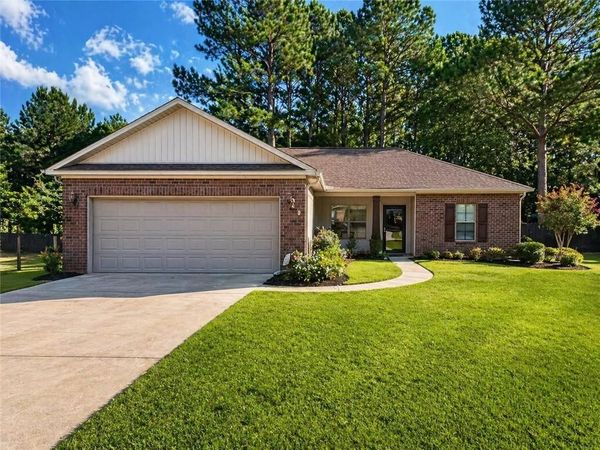 27326 Elise Court, Daphne, AL 36526