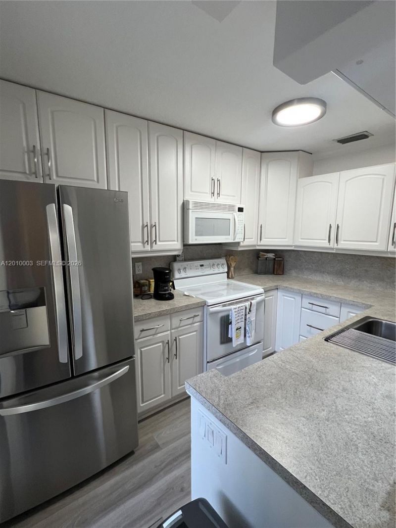 3357 Cocoplum Cir , Unit 33133, Coconut Creek, FL 33063 Photo