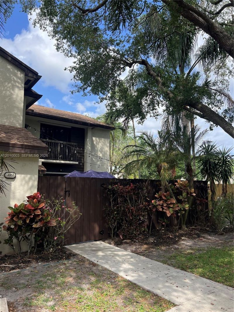 3357 Cocoplum Cir , Unit 33133, Coconut Creek, FL 33063 Photo