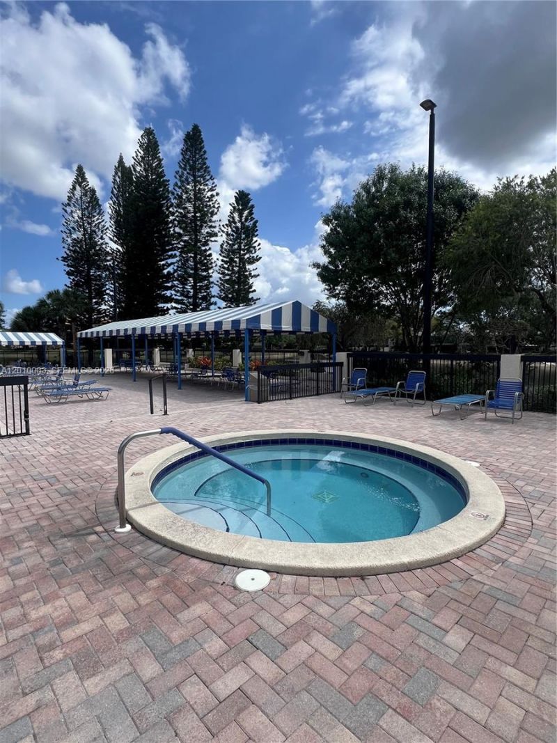 3357 Cocoplum Cir , Unit 33133, Coconut Creek, FL 33063 Photo