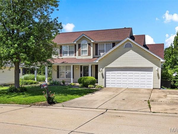 1429 Granite Ridge Drive, St Peters, MO 63303