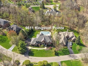 9811 KINGSTON POINTE, Springfield Twp, MI 48348