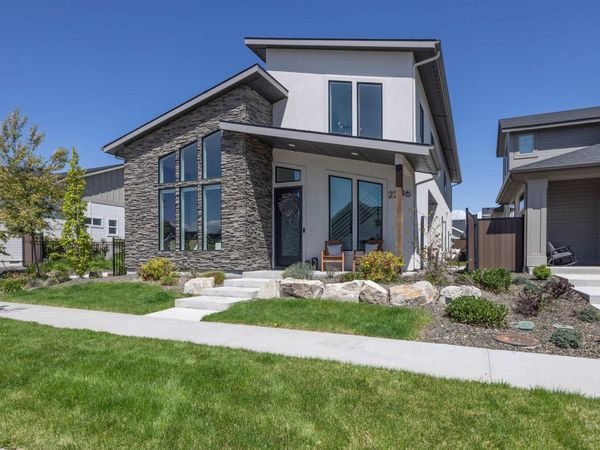 2296 E Valensole St, Meridian, ID 83642