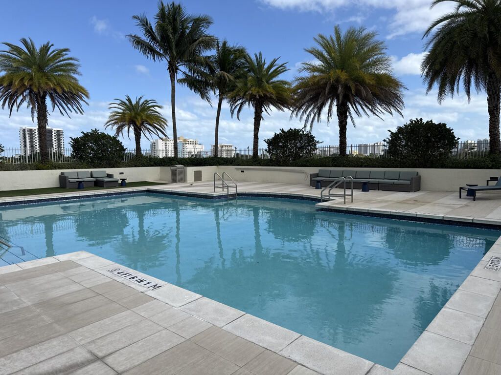 3000 Coral Way, Unit 1007, Miami, FL 33145 Photo
