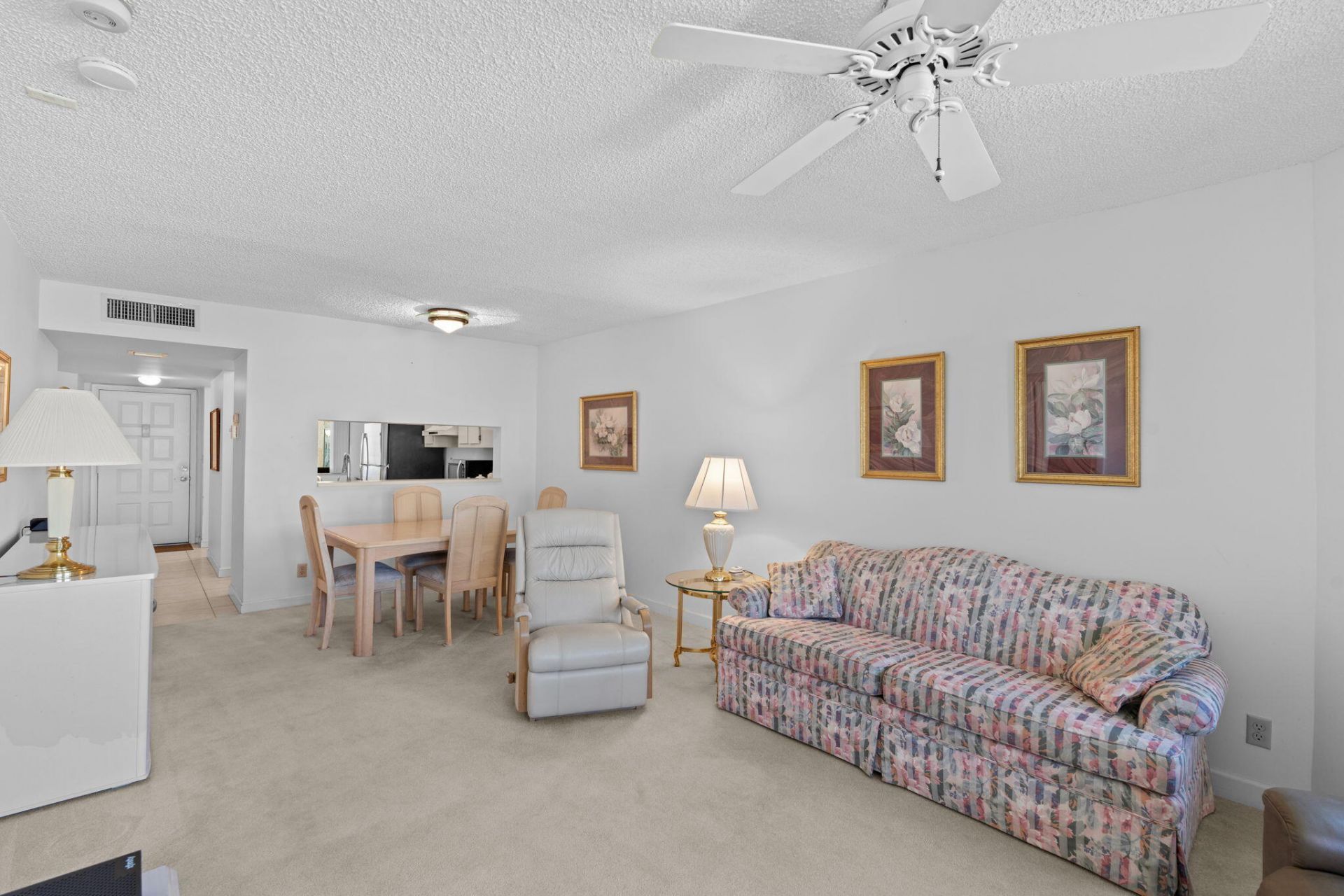3138 Via Poinciana, Unit 410, Lake Worth, FL 33467 Photo