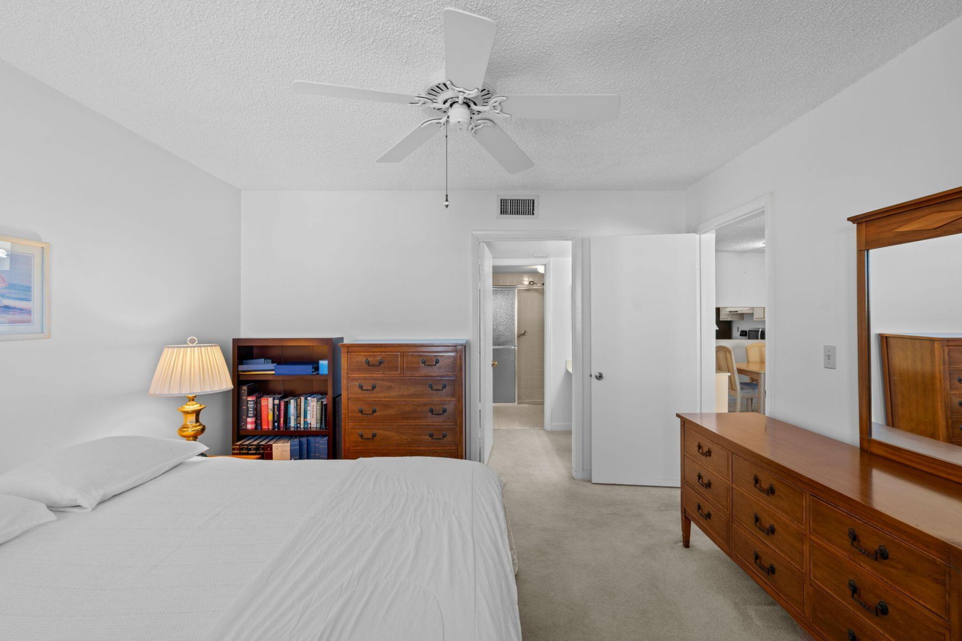 3138 Via Poinciana, Unit 410, Lake Worth, FL 33467 Photo