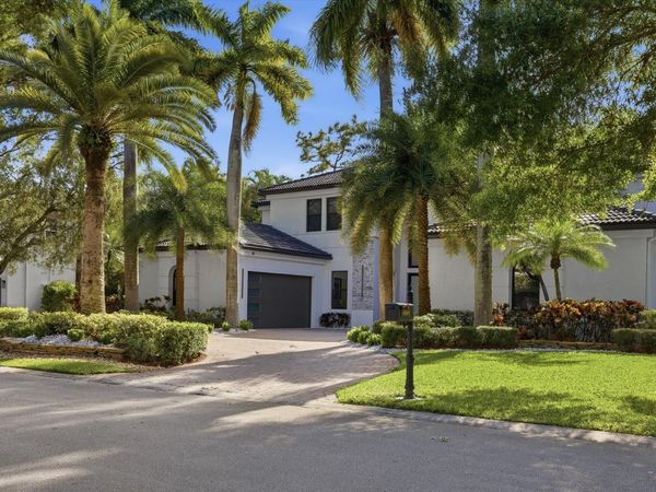 6005 Pinewood Avenue, Parkland, FL 33067
