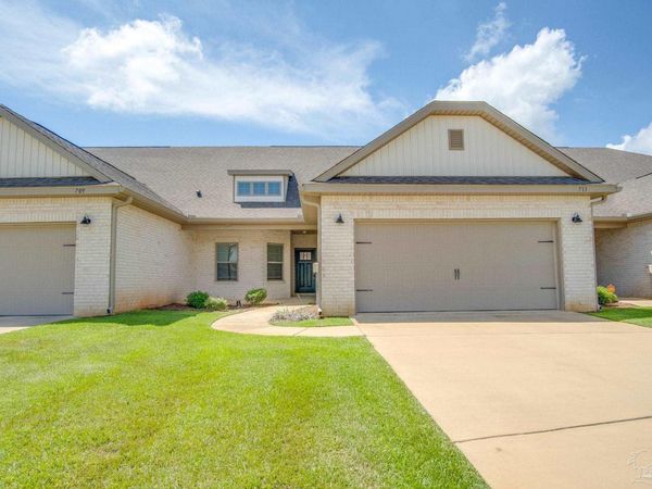 713 Brambling Ct, Cantonment, FL 32533