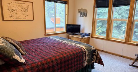 326 Osprey Loop, Lake Almanor, CA 96020 Photo