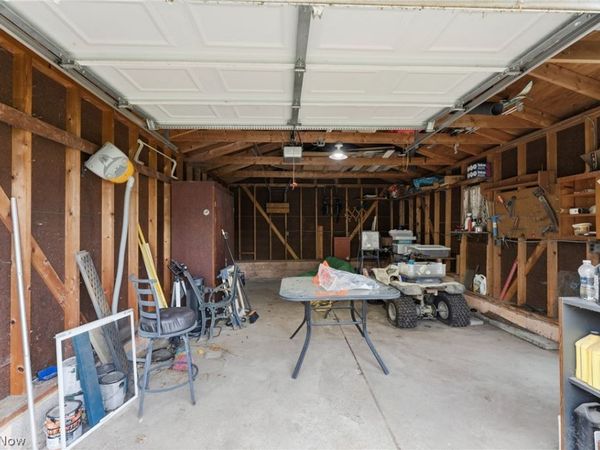 671 Fairview Avenue , Barberton, OH 44203