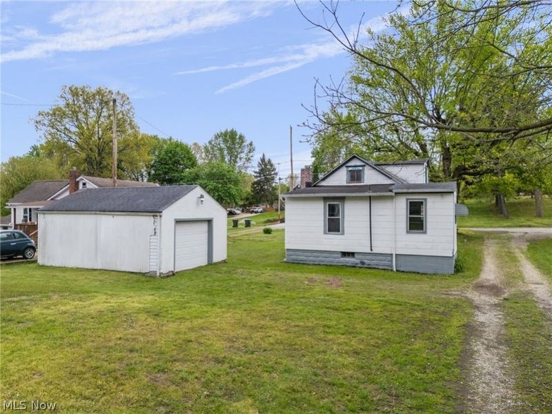 671 Fairview Avenue, Barberton, OH 44203 Photo 8
