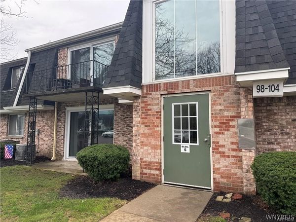 98 Foxberry Drive , Unit A, Getzville, NY 14068