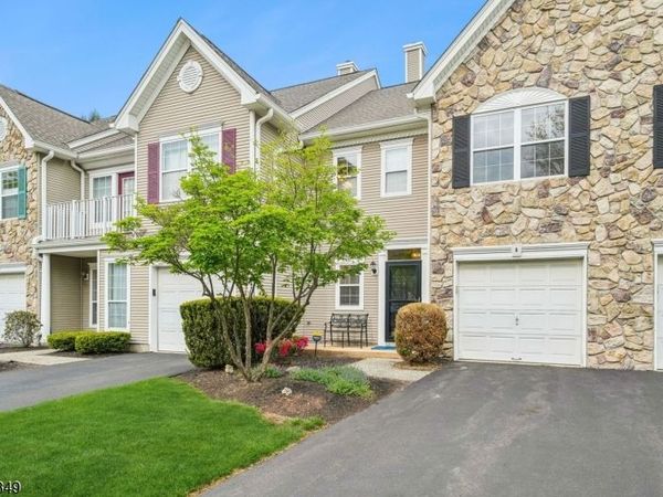 6 Dorchester Drive, Bernards, NJ 07920