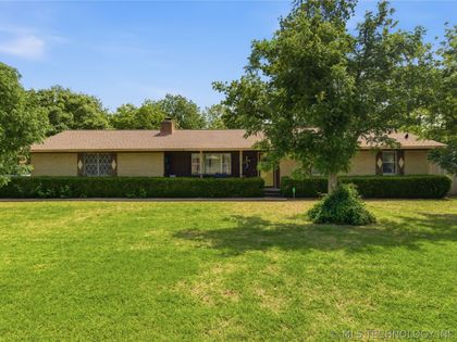 411 N Forest Street Jenks, OK 74037