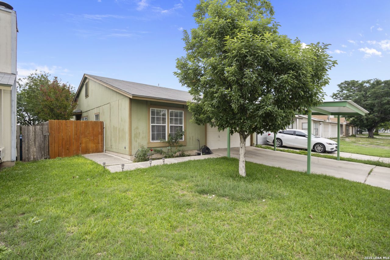 2605 Corian Glen, San Antonio, TX 78219 Main Photo