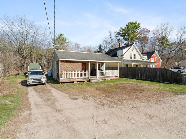 11 Baldwin Road, Sebago, ME 04029