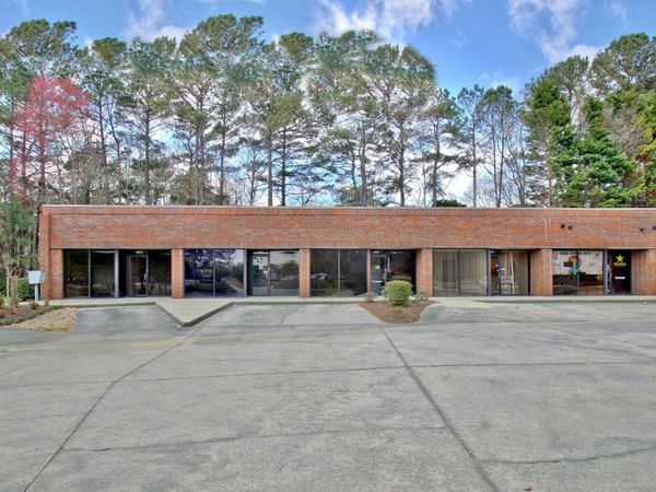 120 Commerce Circle, Fayetteville, GA 30214