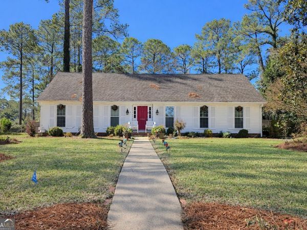 2318 Meadowbrook Lane, Albany, GA 31707