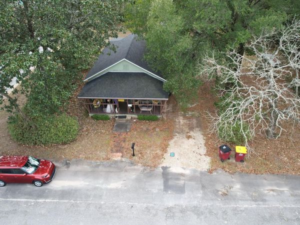 625 E Chestnut Avenue, Crestview, FL 32539