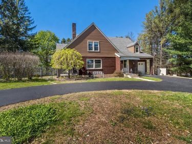 9915 INTERCHANGE ROAD, LEHIGHTON, PA 18235