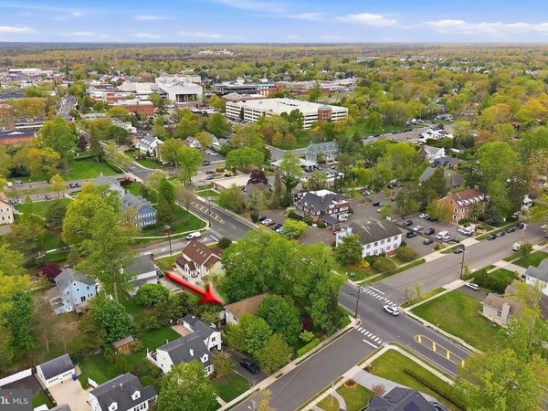 2 MAIDEN LANE , TOMS RIVER, NJ 08753