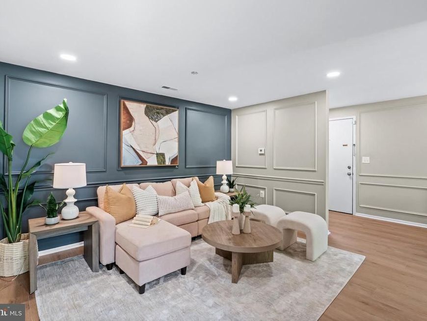 13128 Wonderland Way, Unit 22-301, Germantown, MD 20874 Main Photo