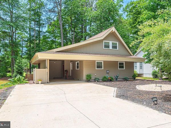 62 NEWPORT DRIVE, OCEAN PINES, MD 21811