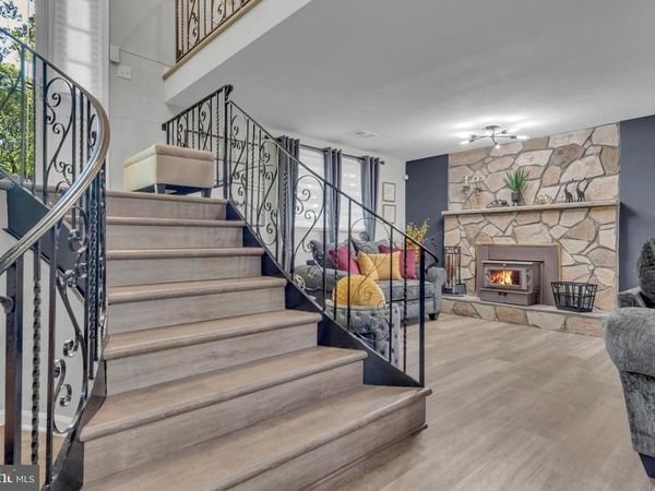 8205 SEVEN PINES LN, WALDORF, MD 20603