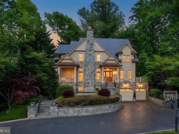 8819 CHALON DRIVE , BETHESDA, MD 20817